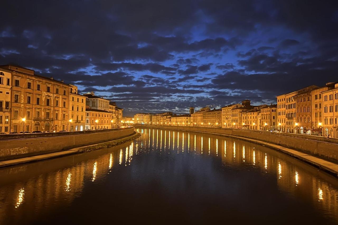 1Km Dalla Torre Appart. Con Balcone E Posto Auto Pisa Buitenkant foto